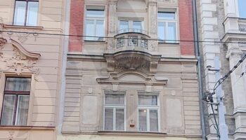 Nově zrekonstruovaný byt 2+kk v centru Prahy - PRONAJATO